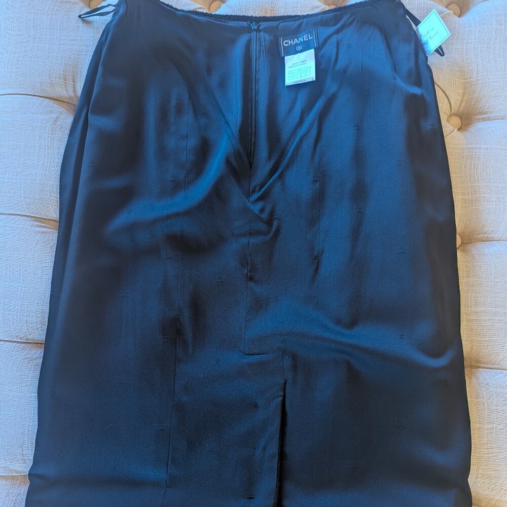 Chanel Suit Set - Picture 11 of 15